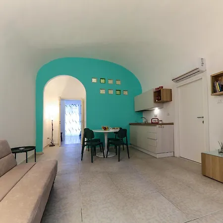 Jole's Catania